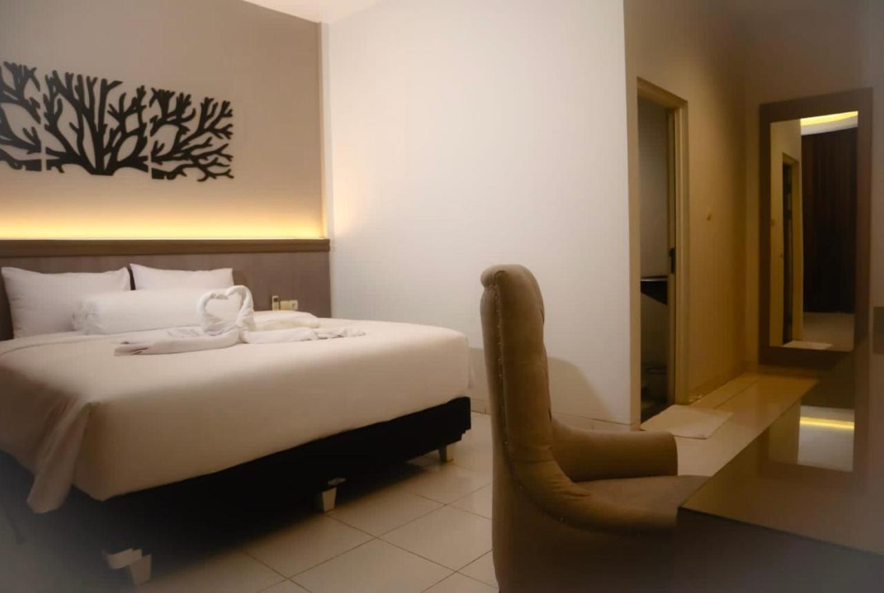 Front One Resort Indraloka Temanggung Εξωτερικό φωτογραφία