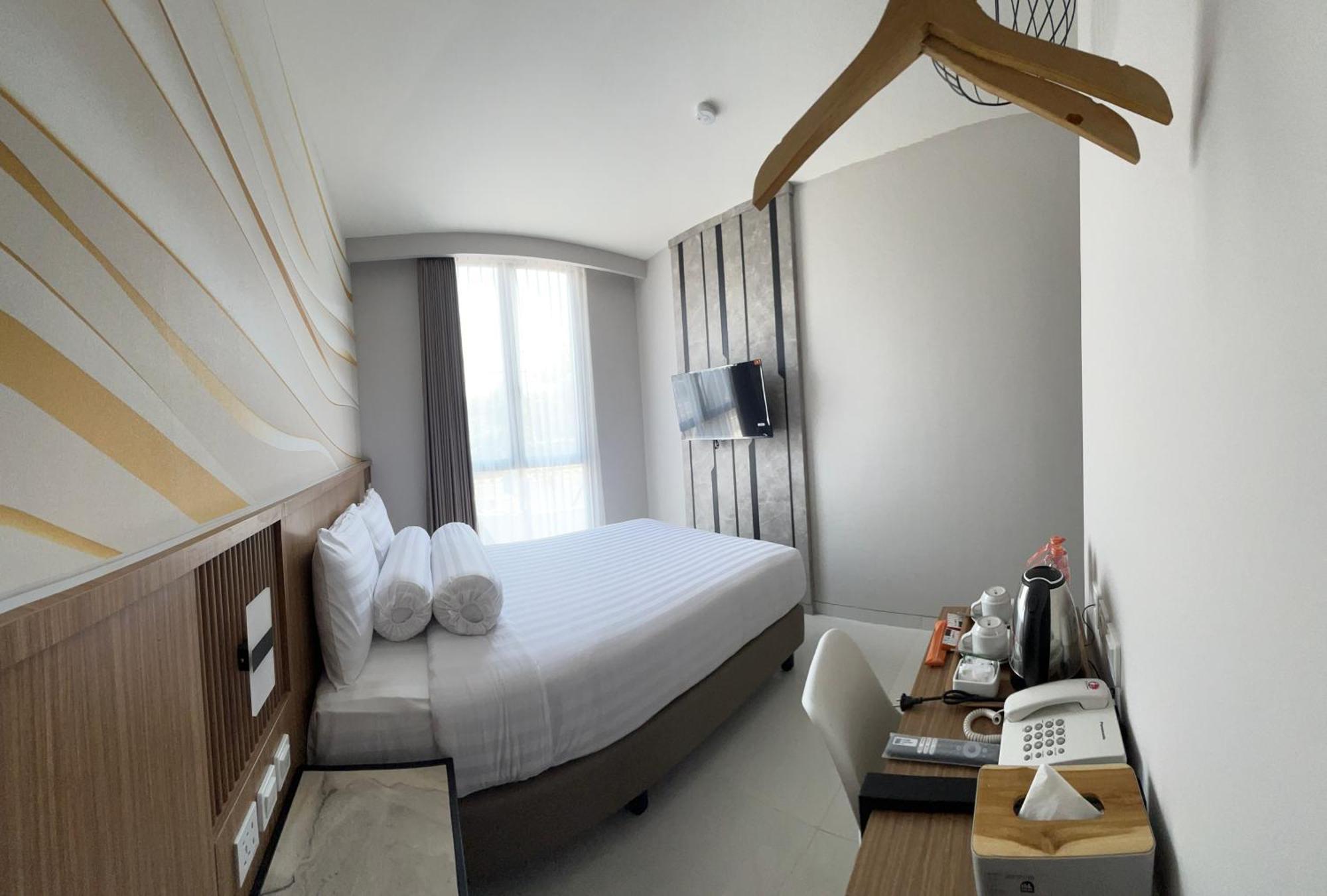 Front One Resort Indraloka Temanggung Εξωτερικό φωτογραφία